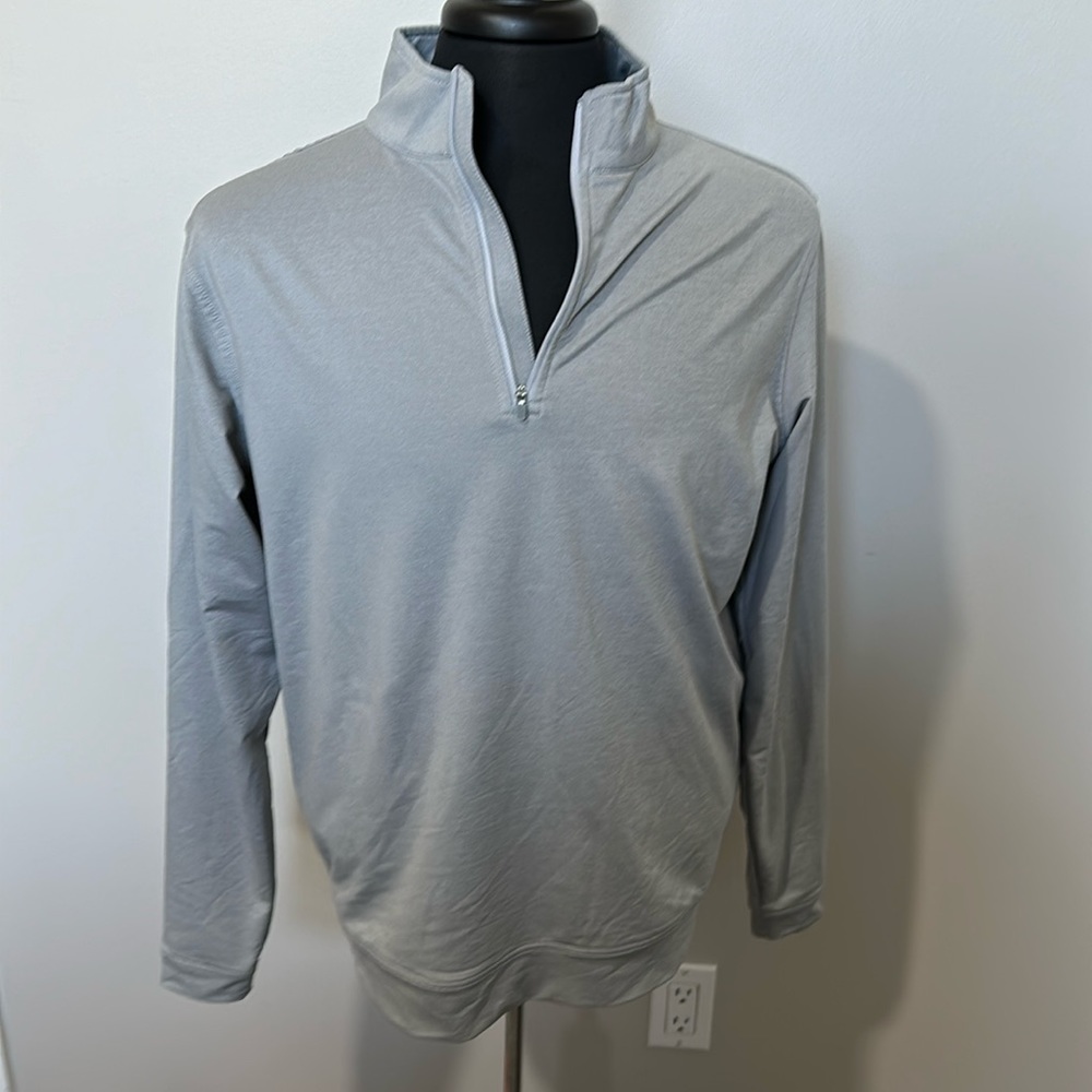 Peter Millar 1/4 Zip. Gray size Medium.